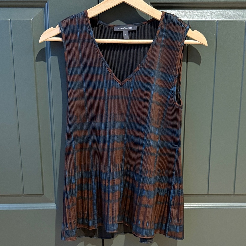 [Grade & Gather] Women's Striped Brown and Blue Sleeveless Top